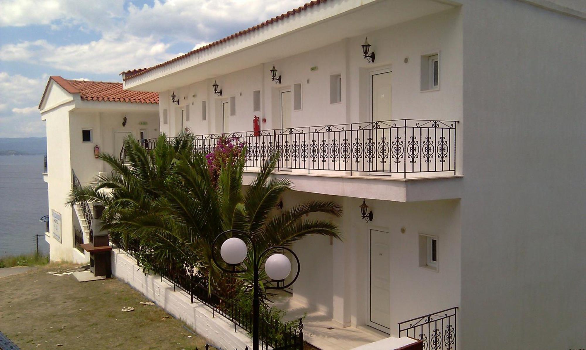 Lazaridis Luxury Studios&Apartments Nea Roda Exterior foto